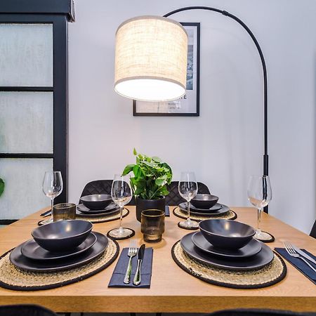 Modern Premium 3 Bed Hidden Gem - Central Location Barnsley Luaran gambar