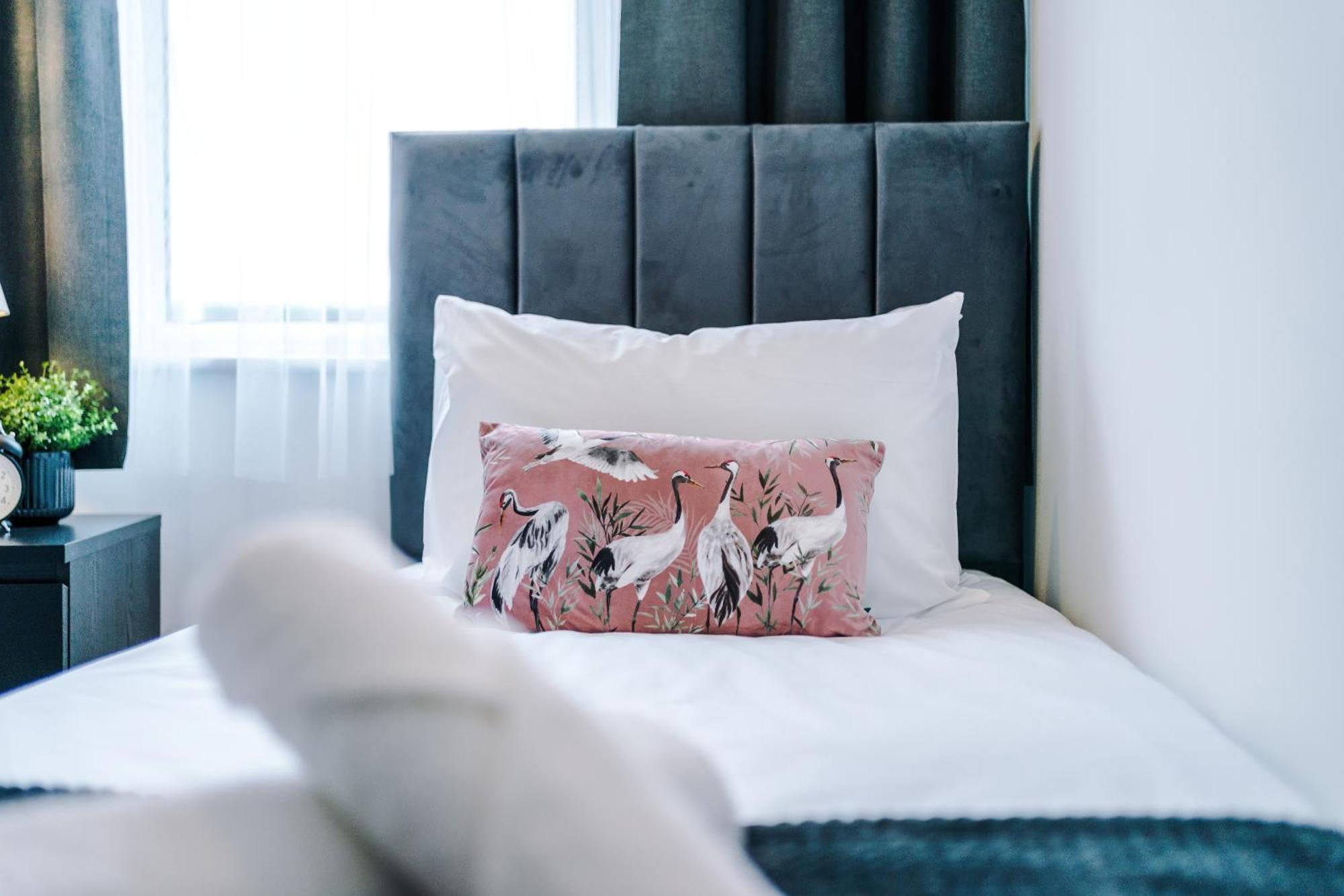 Modern Premium 3 Bed Hidden Gem - Central Location Barnsley Luaran gambar